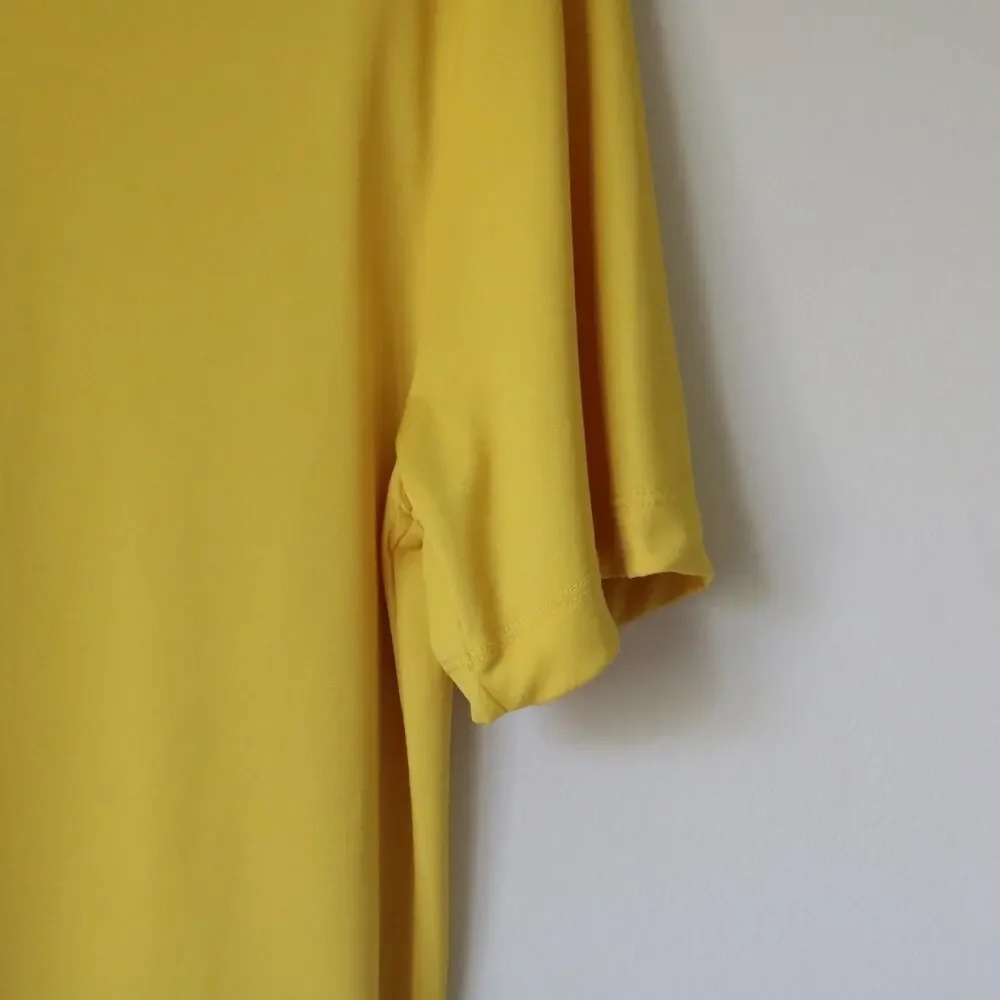 Men's Nike Dri Fit Yellow Short Sleeve Shirt‎ Crewneck Small